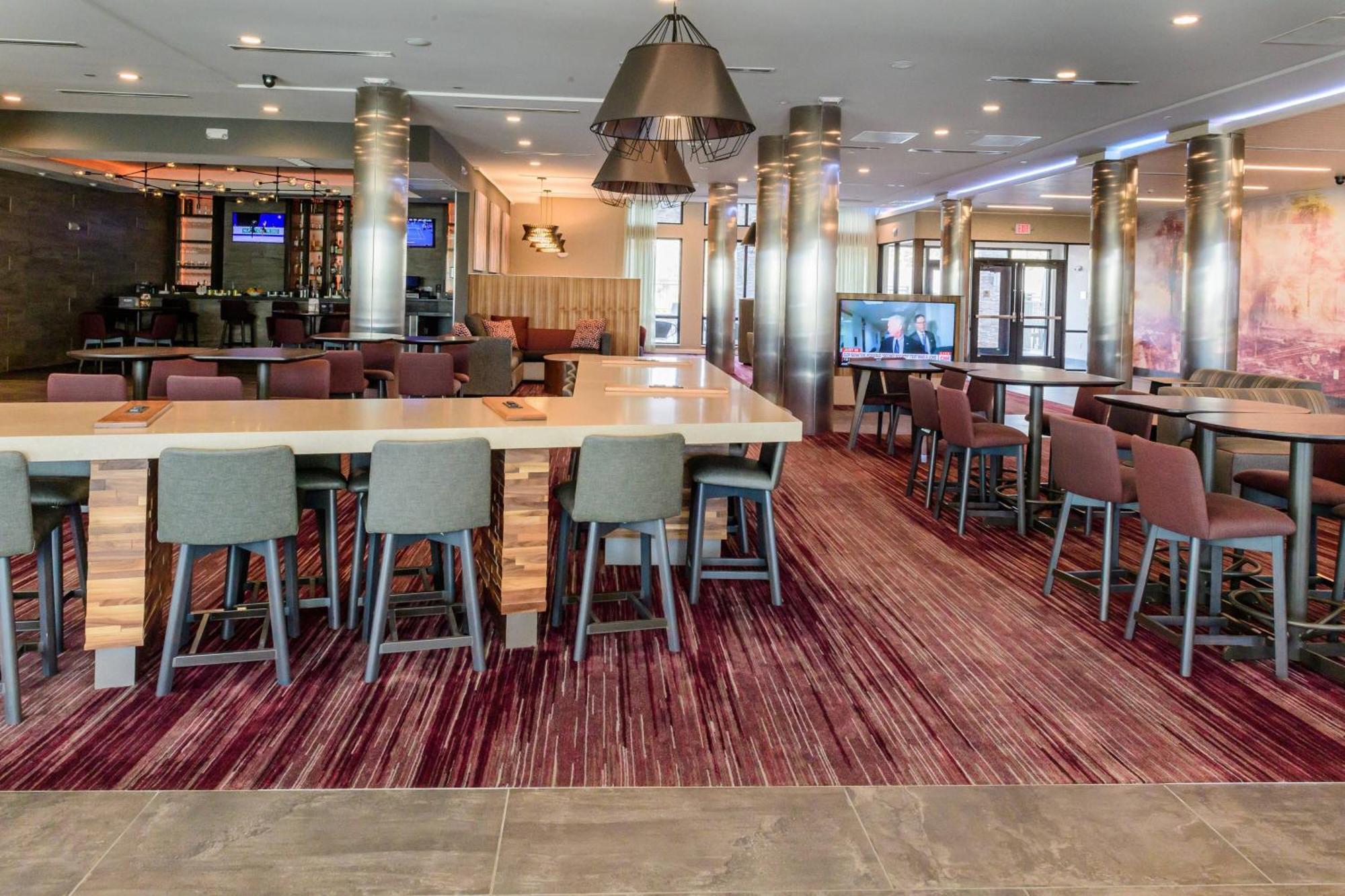 Courtyard By Marriott Lake Jackson Dış mekan fotoğraf