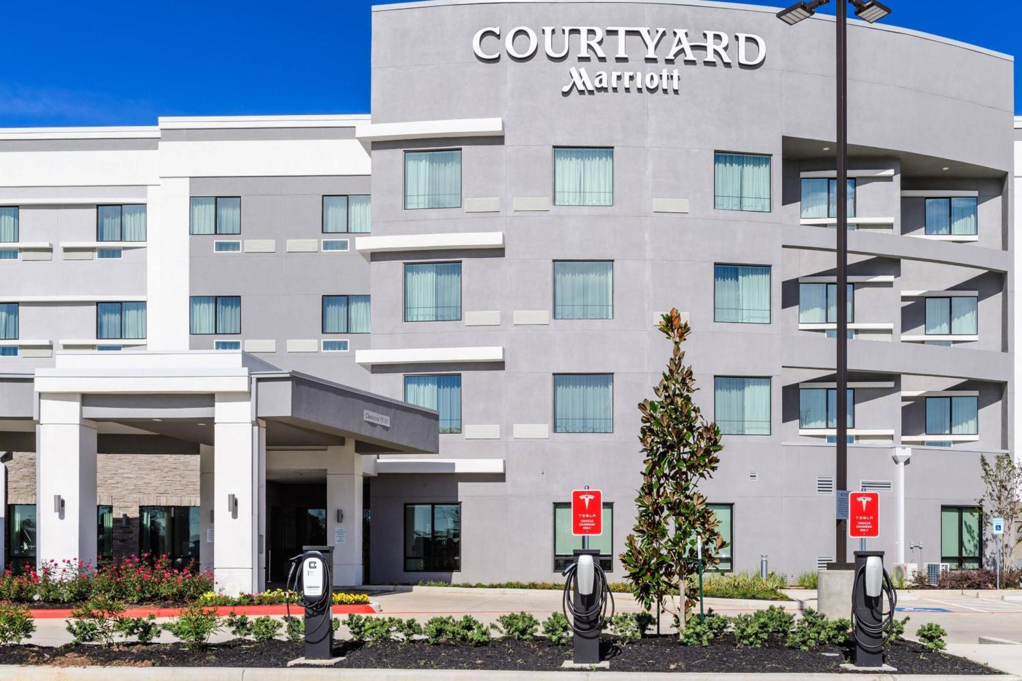 Courtyard By Marriott Lake Jackson Dış mekan fotoğraf